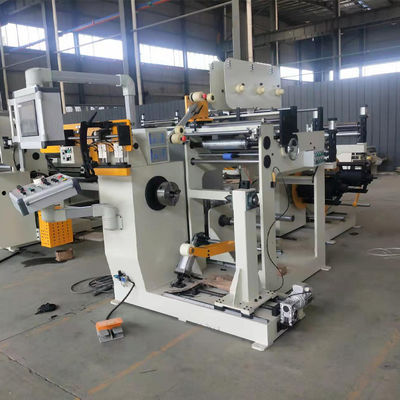 Máquina automática de enrollado de bobinas y láminas