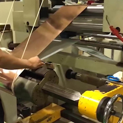 Máquina automática de laminado de película de cobre
