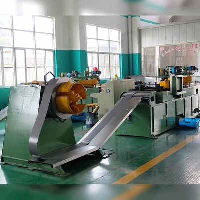 HJX400-LLB máquina de corte del núcleo del transformador de vuelta de paso con 0,02 mm de corte de corte y velocidad de alimentación de 120 m / min
