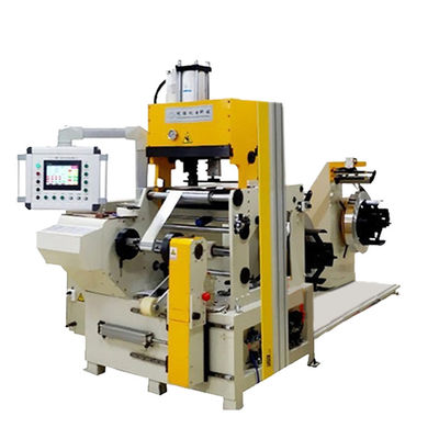 La bobina seca de la hoja del transformador trabaja a máquina la soldadura de presión fría automática