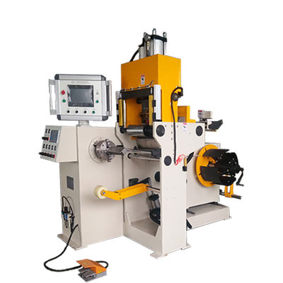 máquina de bobina automática de la hoja del transformador de 60 RPM con la soldadura de presión fría